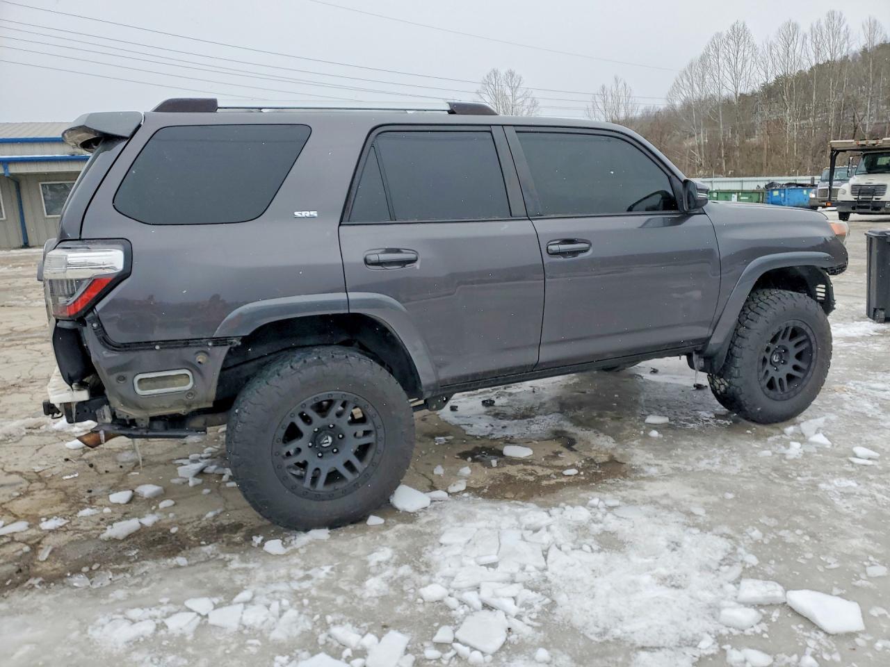 2019 Toyota 4Runner Sr5/Sr5 Premium - zdjęcie 3