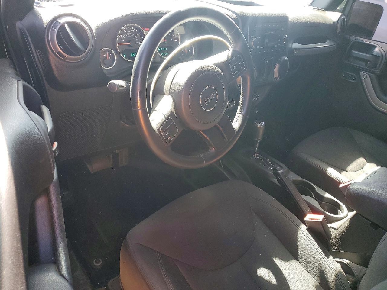 2015 Jeep Wrangler Sport - zdjęcie 8