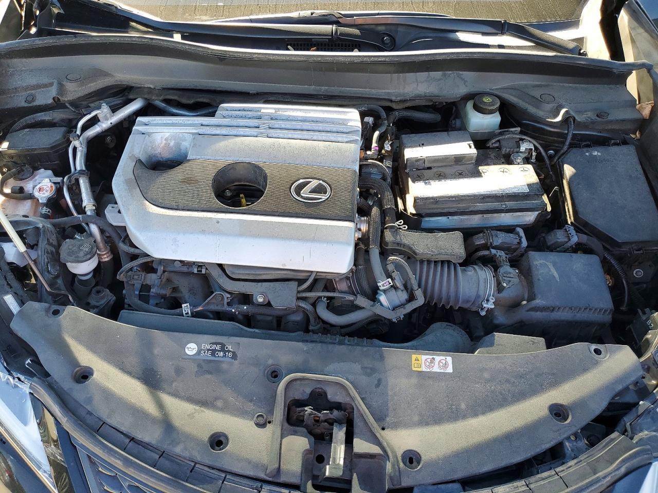 2021 Lexus Ux 200 - zdjęcie 11