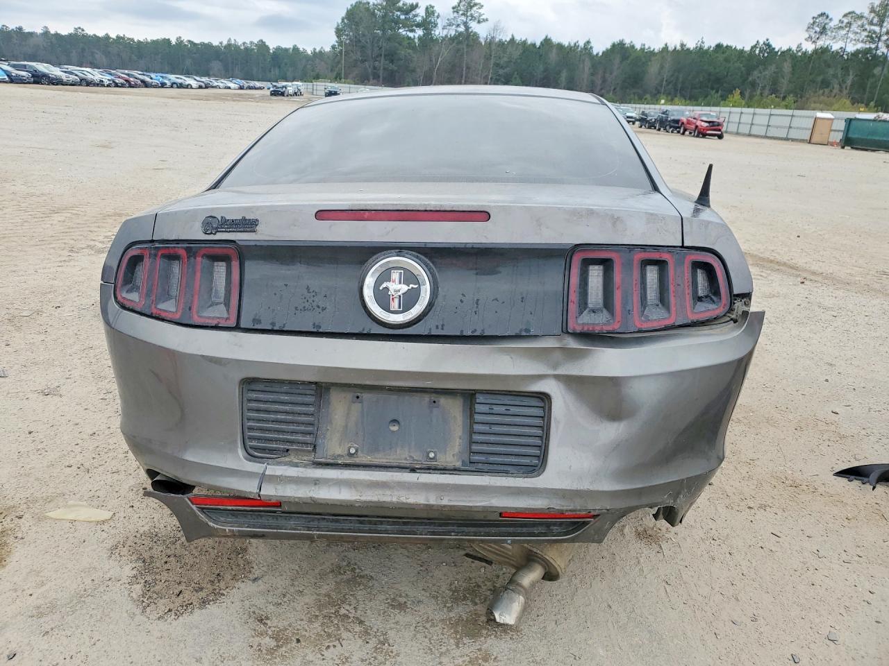 2014 Ford Mustang - zdjęcie 6