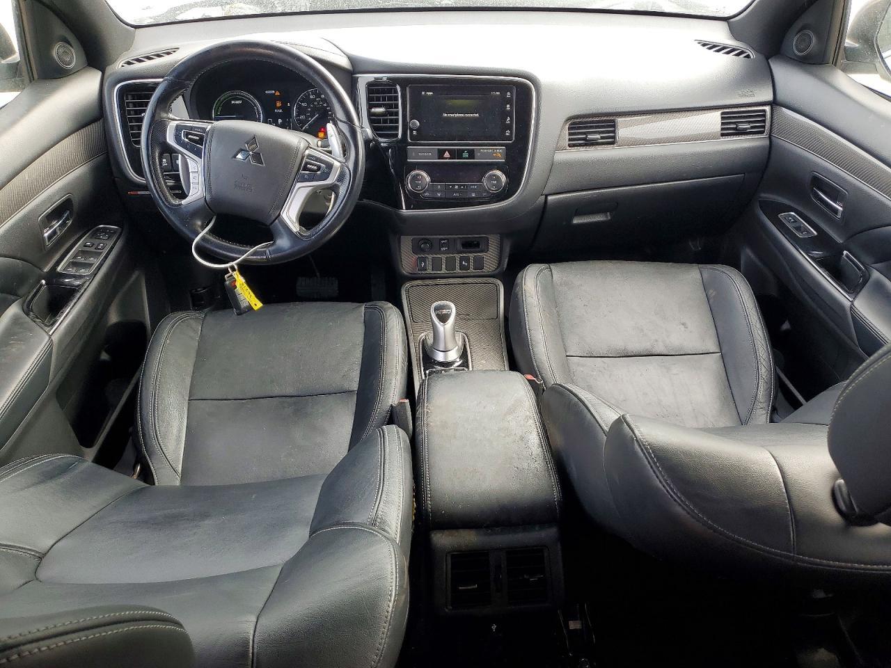 2019 Mitsubishi Outlander Sel - zdjęcie 8