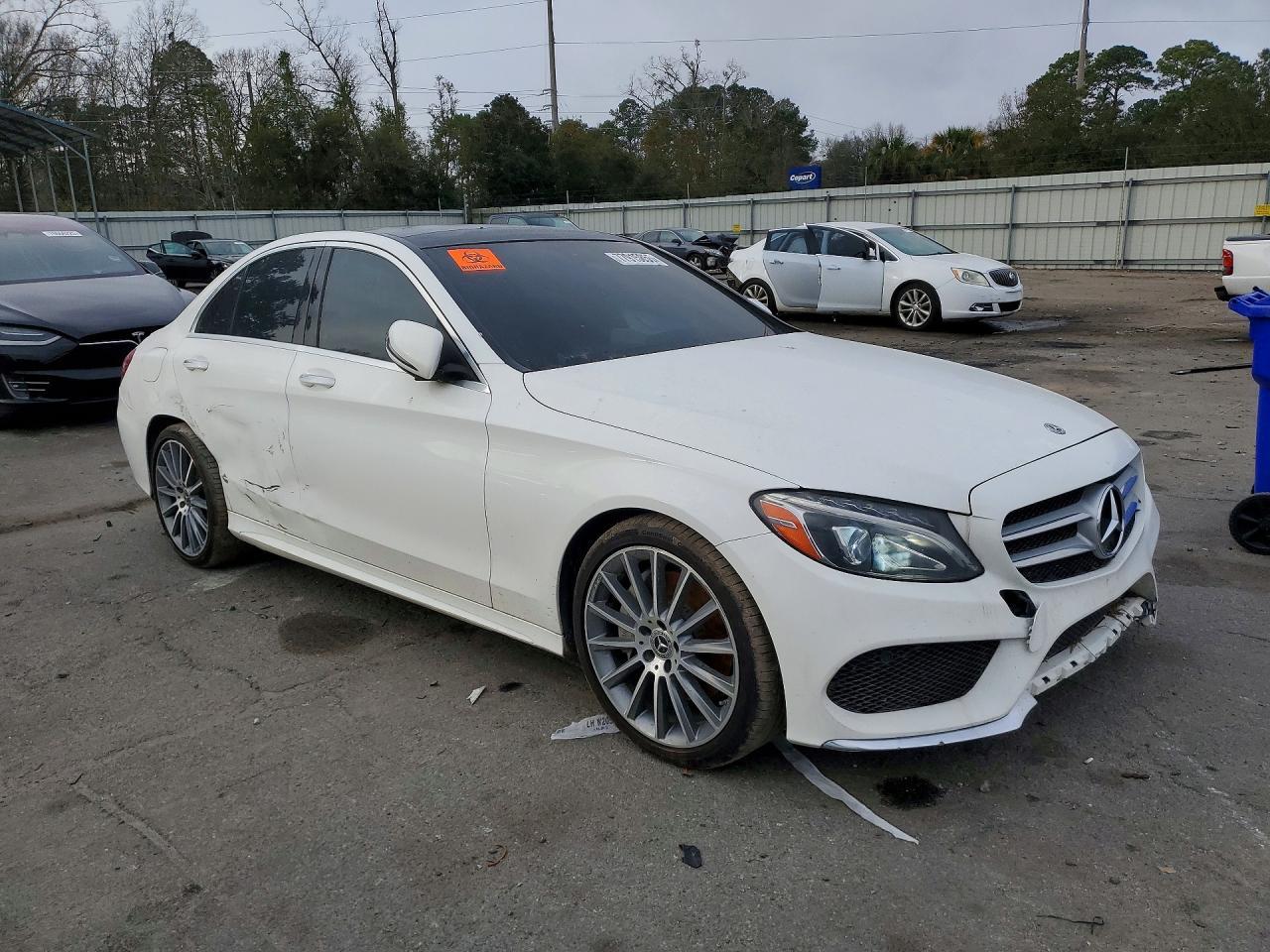 2018 Mercedes-Benz C 300 - zdjęcie 4