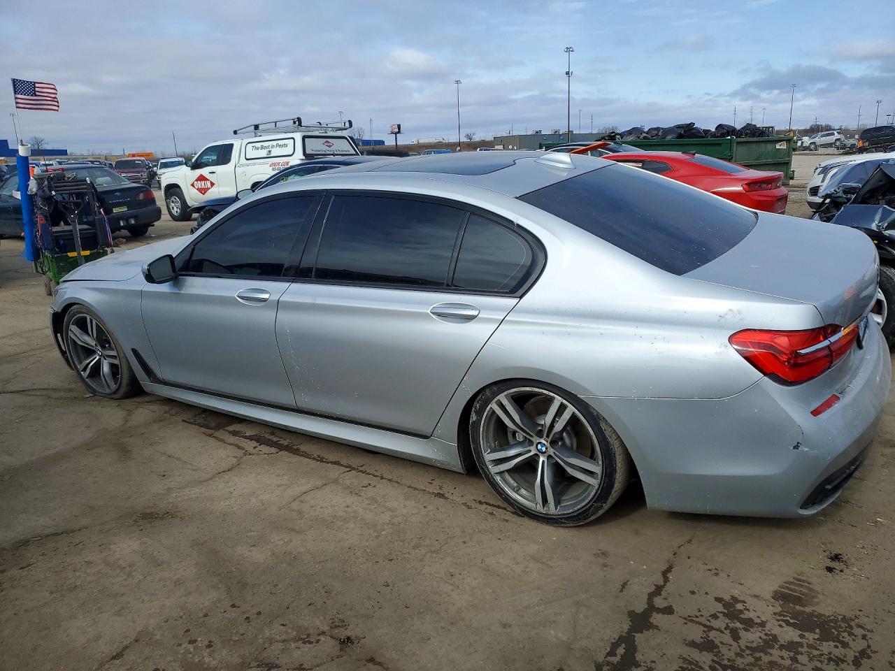 2019 BMW 740 I - zdjęcie 2