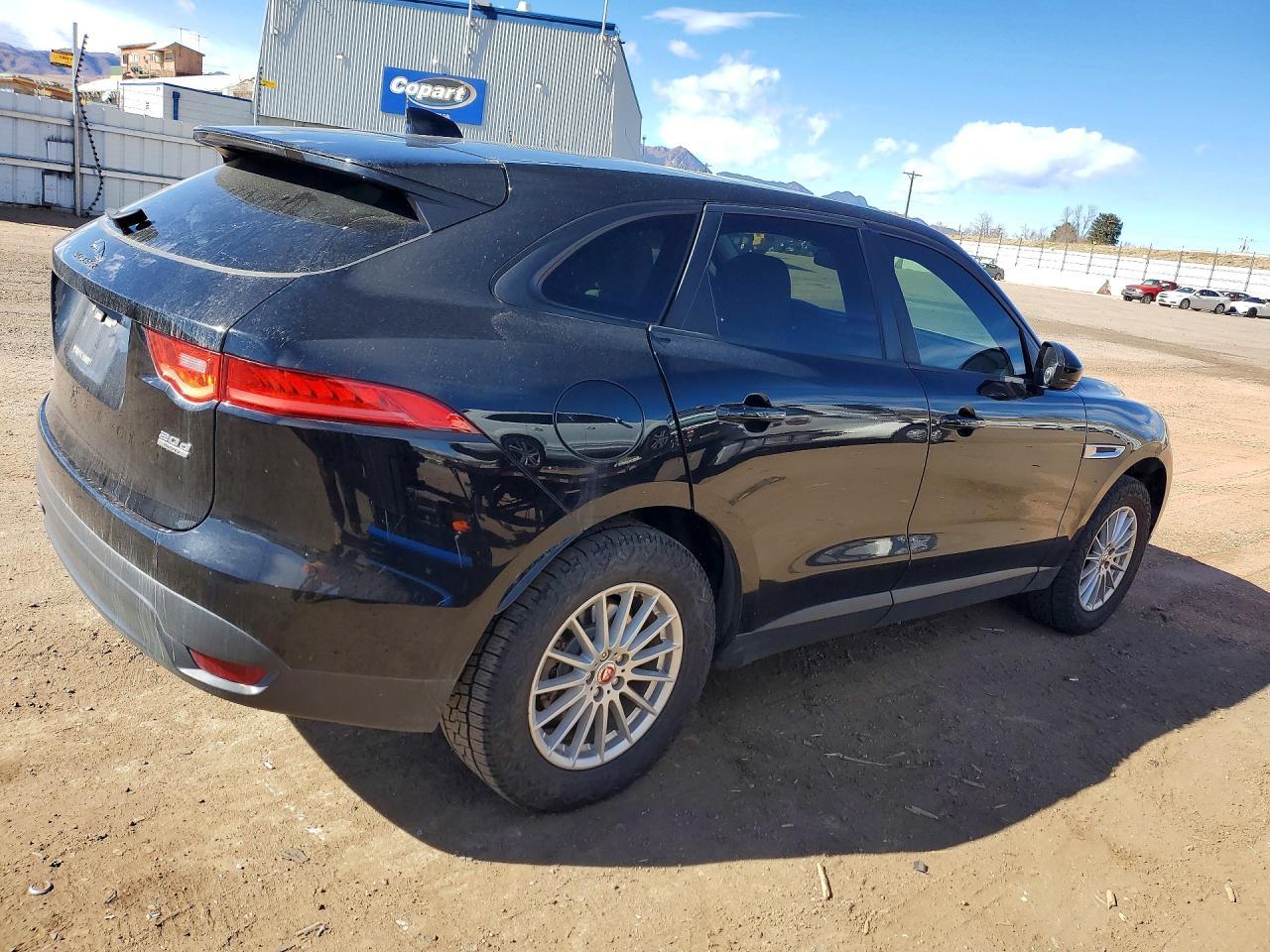 2017 Jaguar F-Pace - zdjęcie 3
