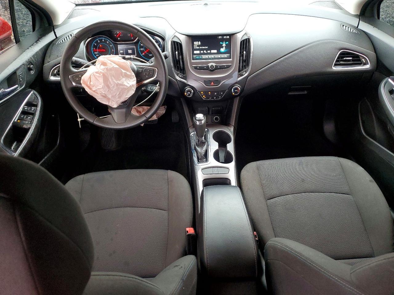 2018 Chevrolet Cruze Lt - zdjęcie 8