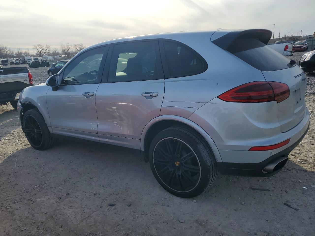 2018 Porsche Cayenne - zdjęcie 2