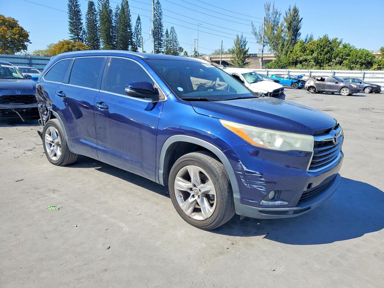 2016 Toyota Highlander Limited - zdjęcie 4
