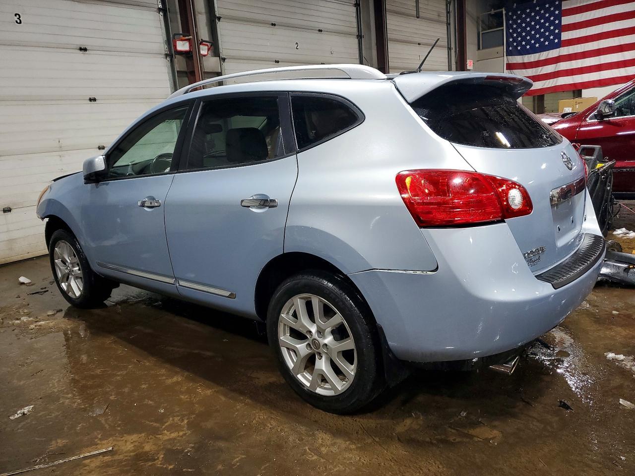 2013 Nissan Rogue S - zdjęcie 2