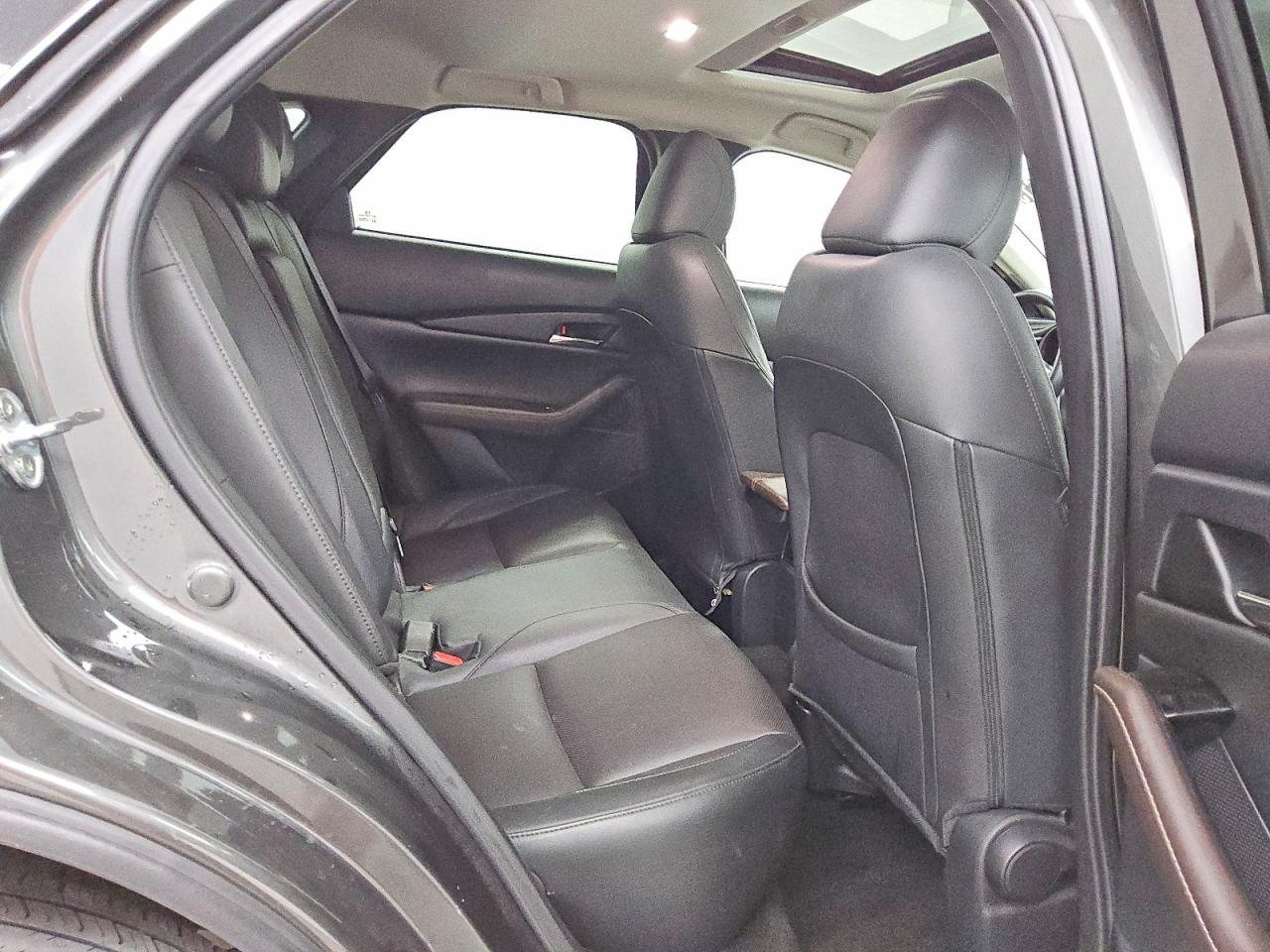 2023 Mazda Cx-30 Premium - zdjęcie 10