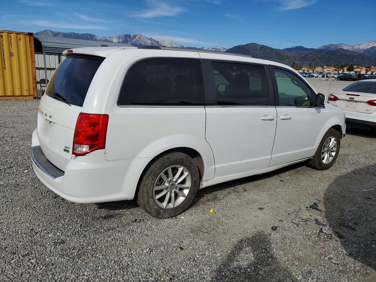 2019 Dodge Grand Caravan Sxt - zdjęcie 3