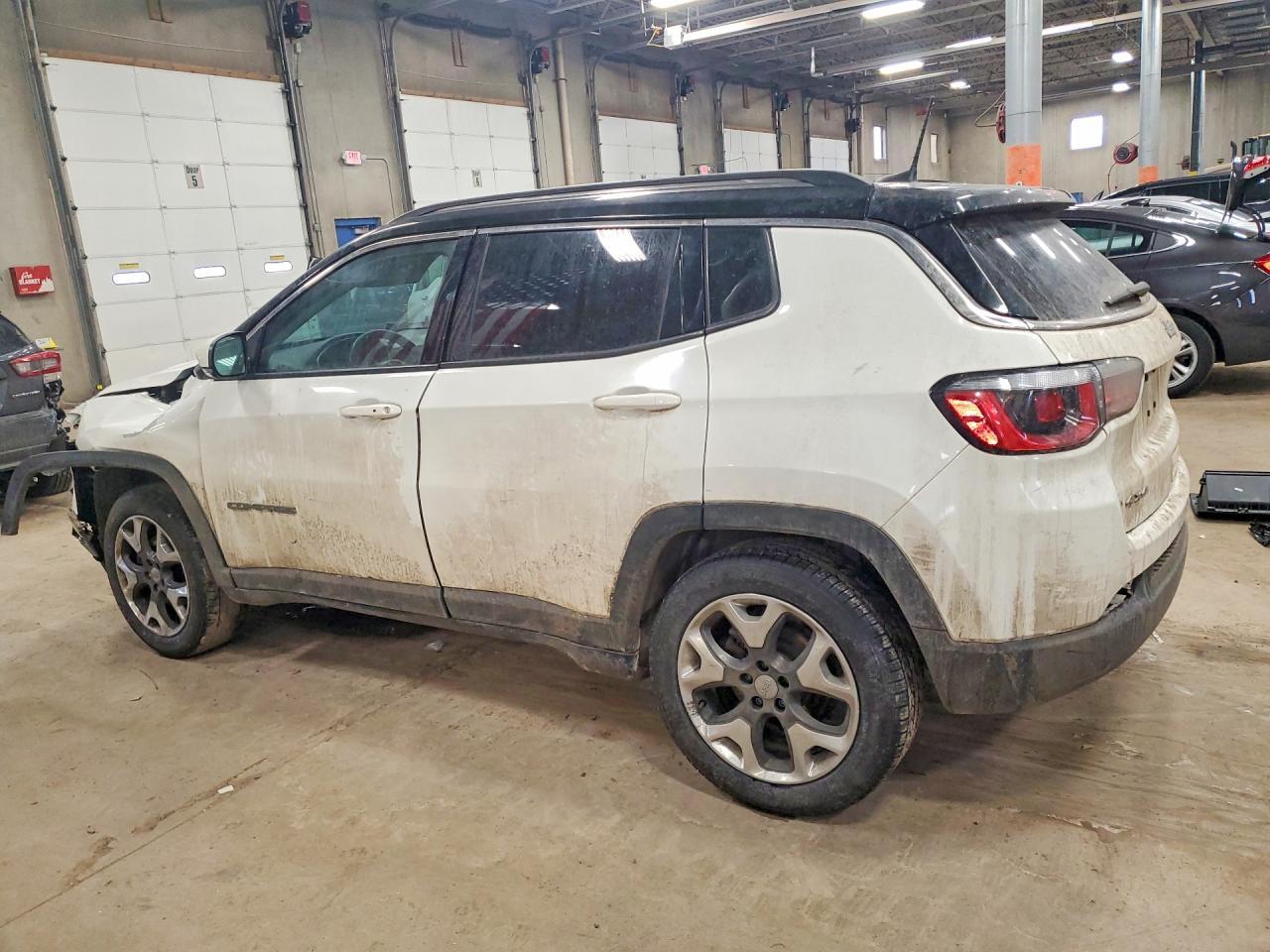 2018 Jeep Compass Limited - zdjęcie 2