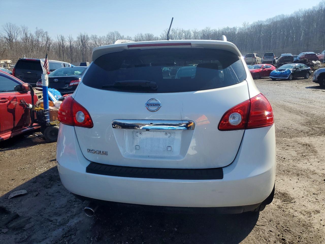 2013 Nissan Rogue S - zdjęcie 6