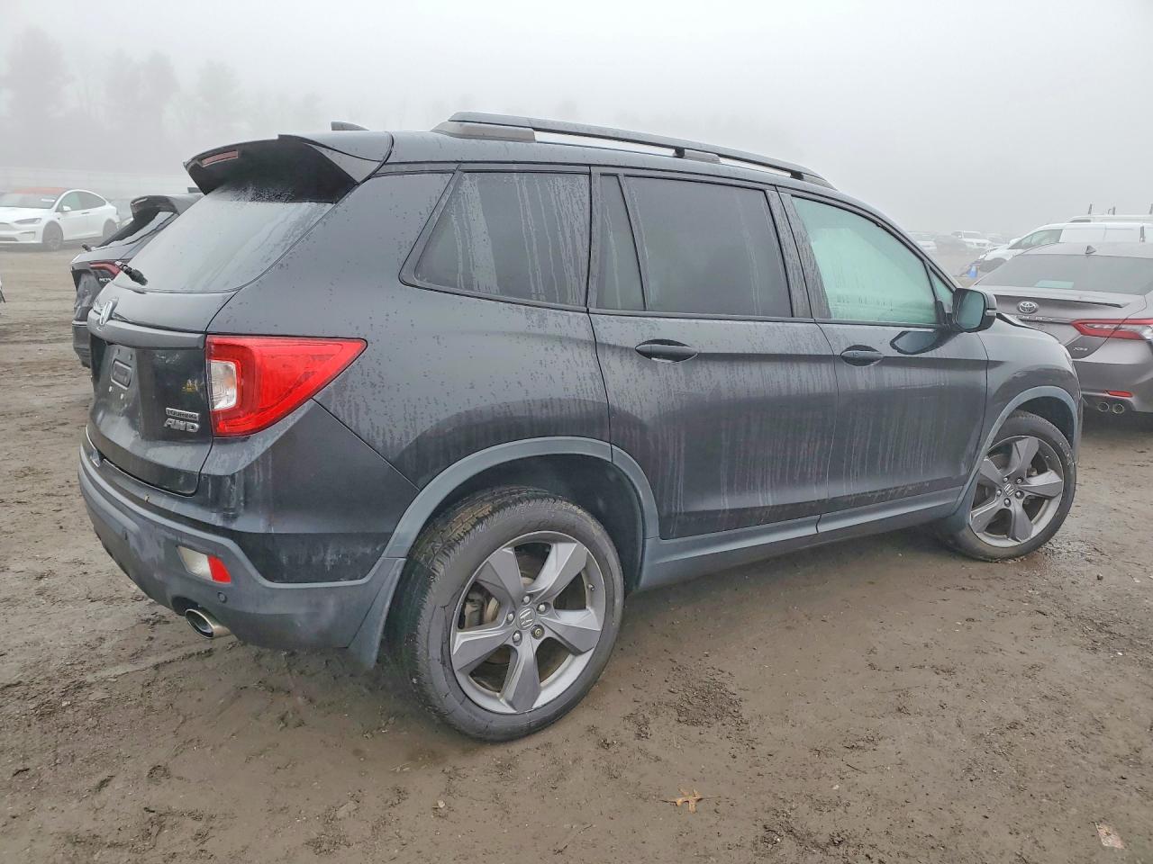 2019 Honda Passport Touring - zdjęcie 3