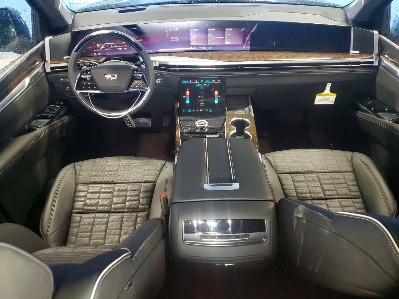 2026 Cadillac Escalade Sport Platinum - zdjęcie 8