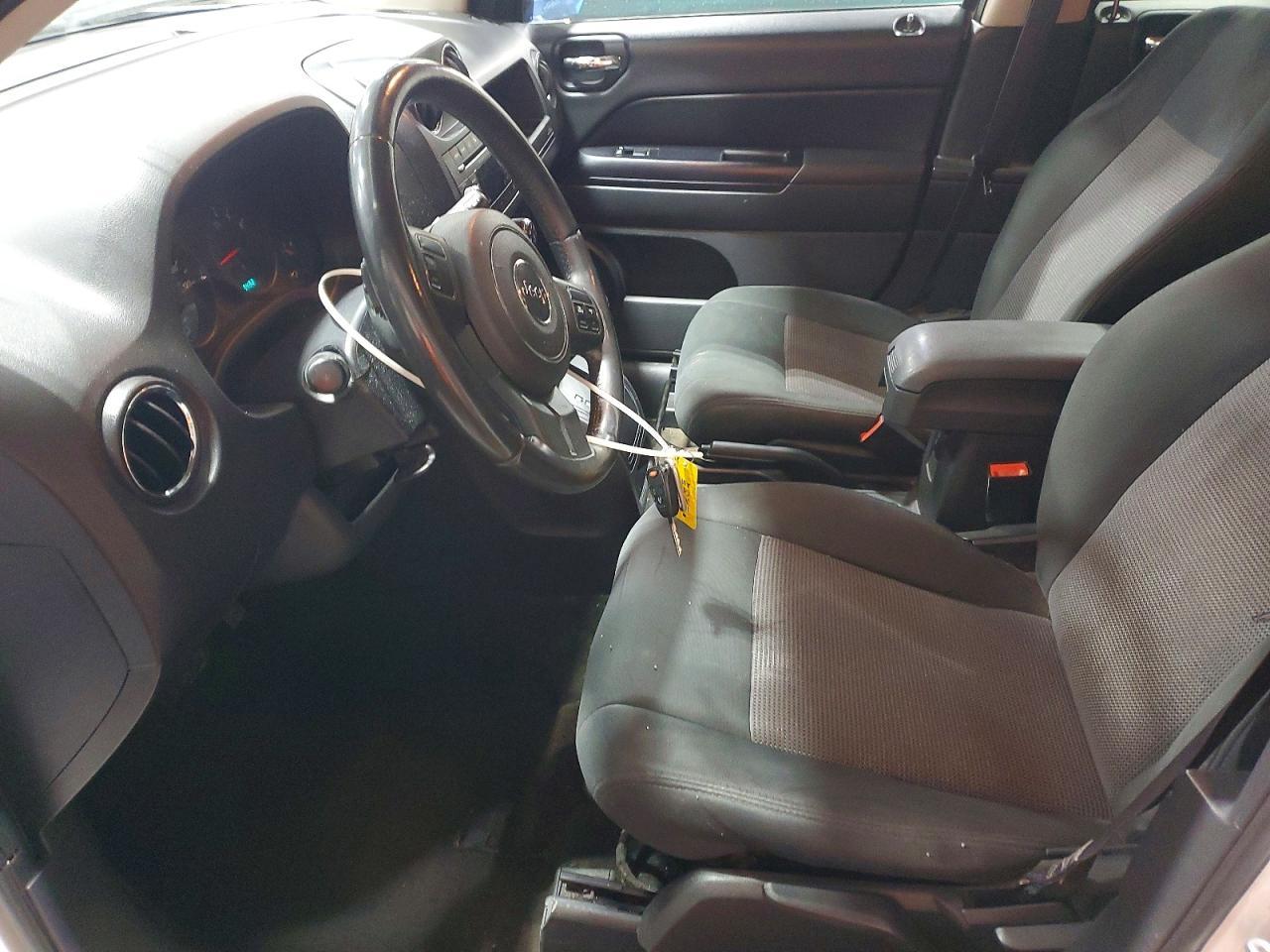 2013 Jeep Compass Latitude - zdjęcie 7