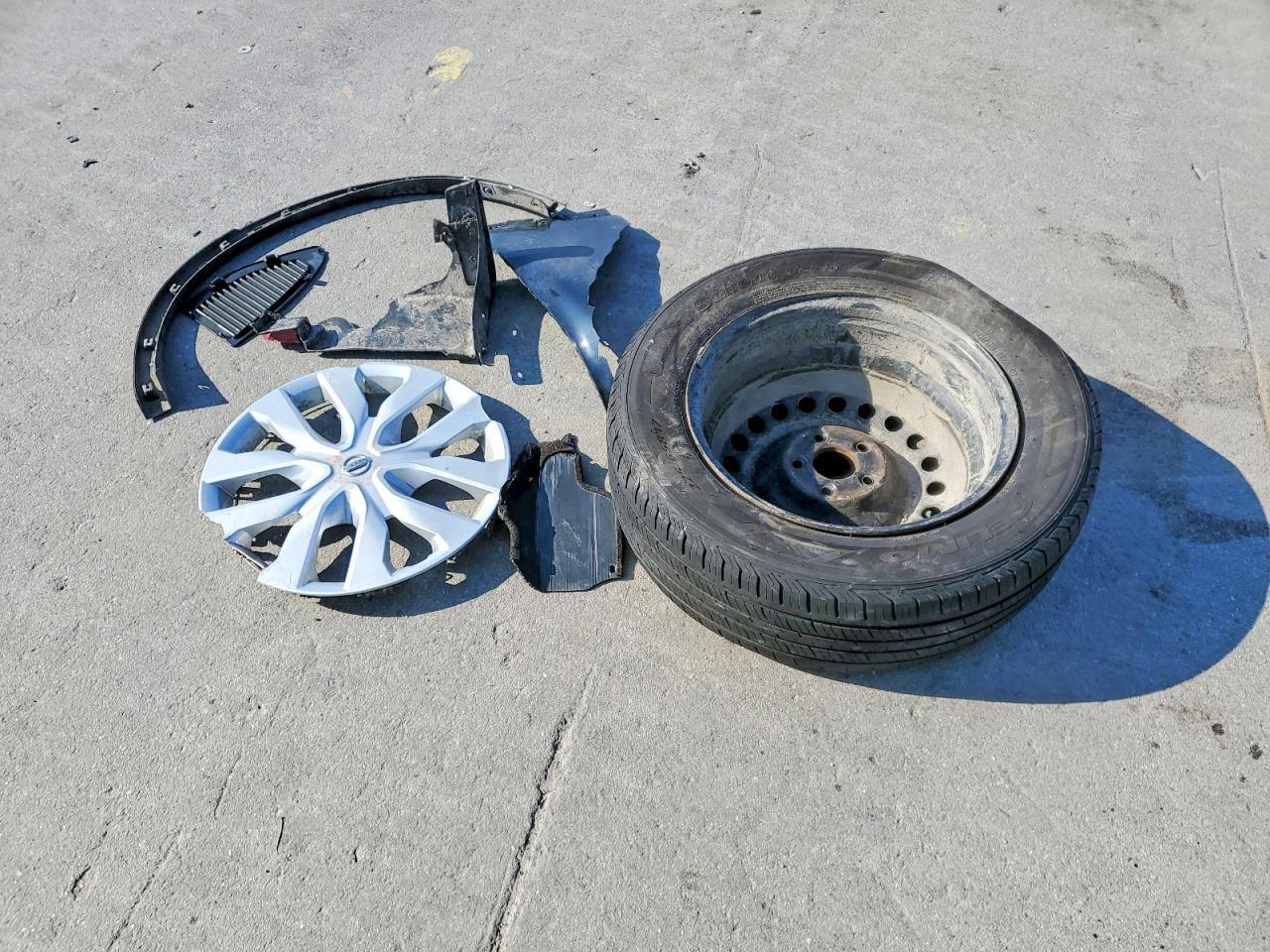 2017 Nissan Rogue S - zdjęcie 12