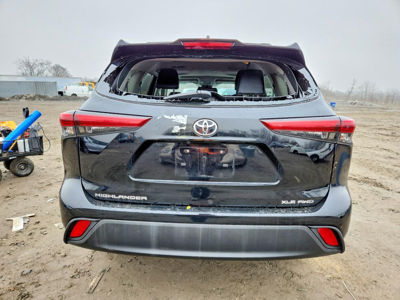 2023 Toyota Highlander L - zdjęcie 6