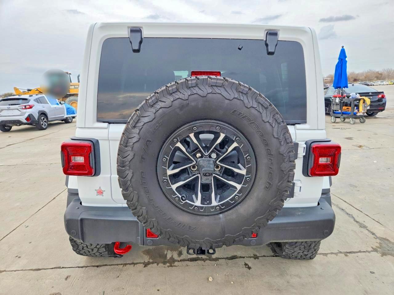 2025 Jeep Wrangler Rubicon - zdjęcie 6