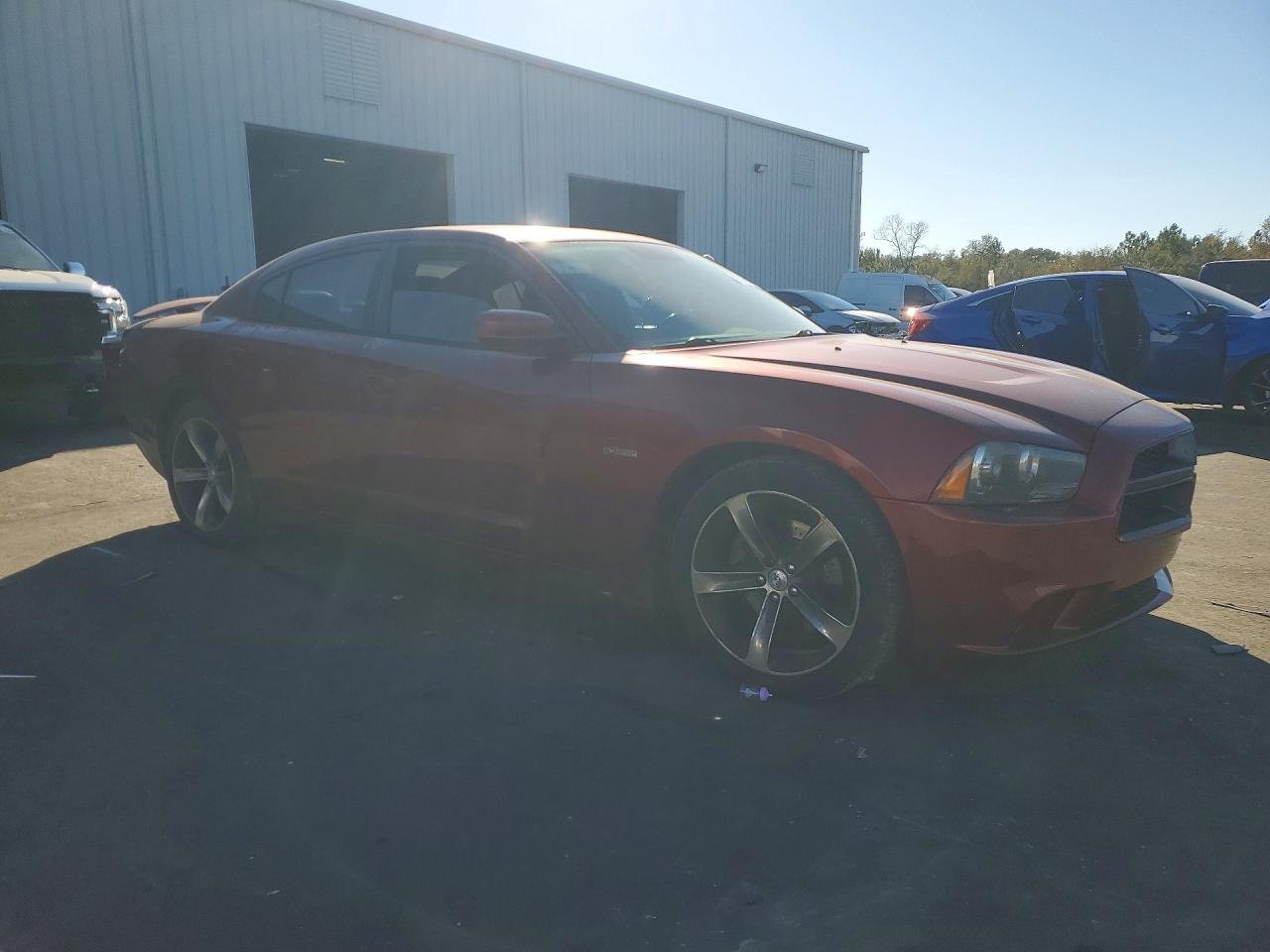2014 Dodge Charger R/T - zdjęcie 4