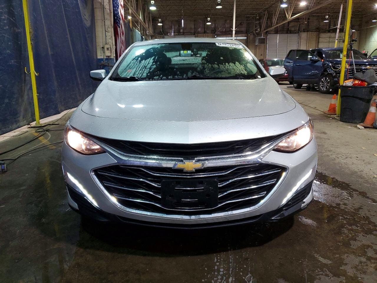 2022 Chevrolet Malibu Lt - zdjęcie 5