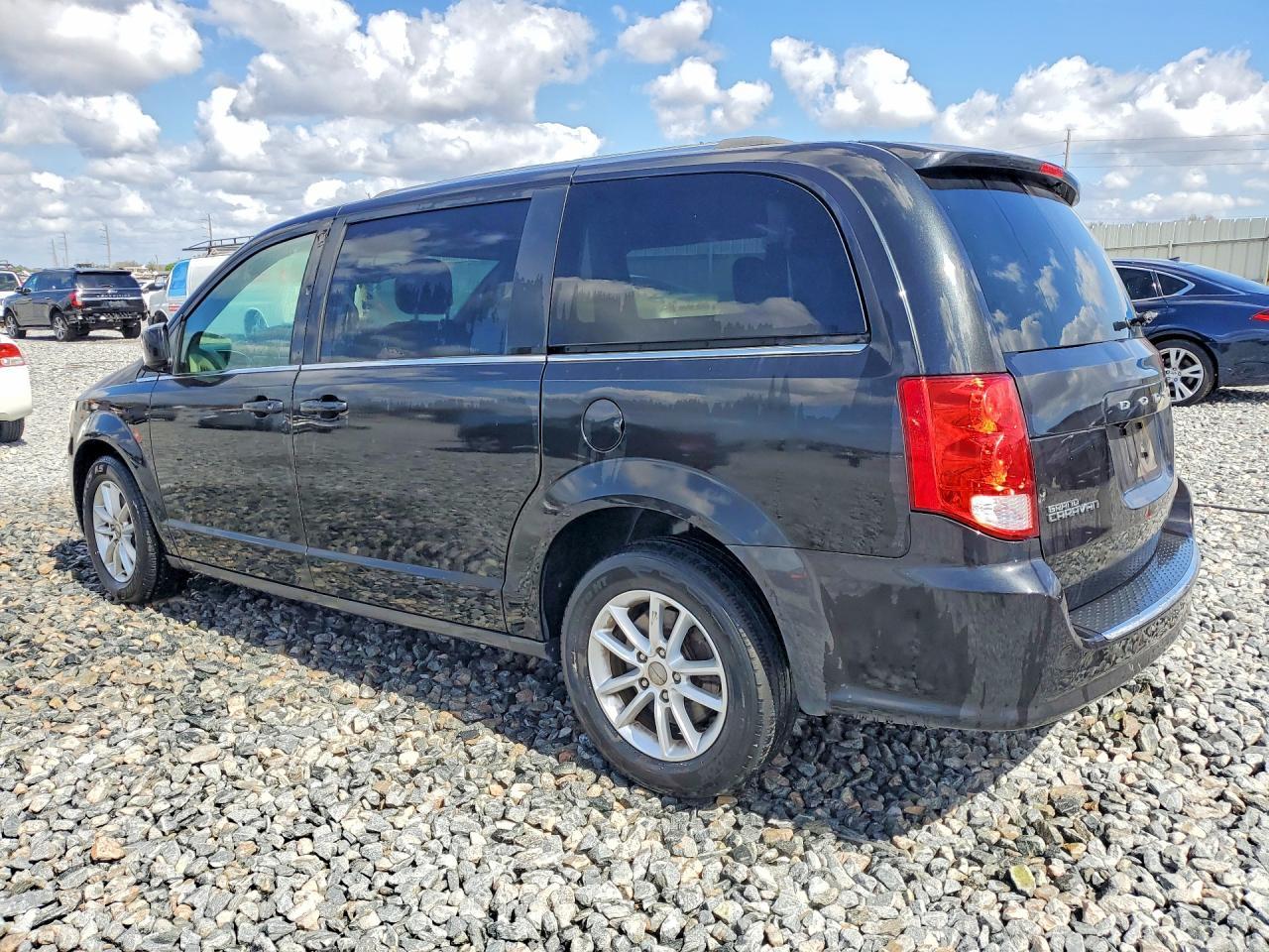 2018 Dodge Grand Caravan Sxt - zdjęcie 2