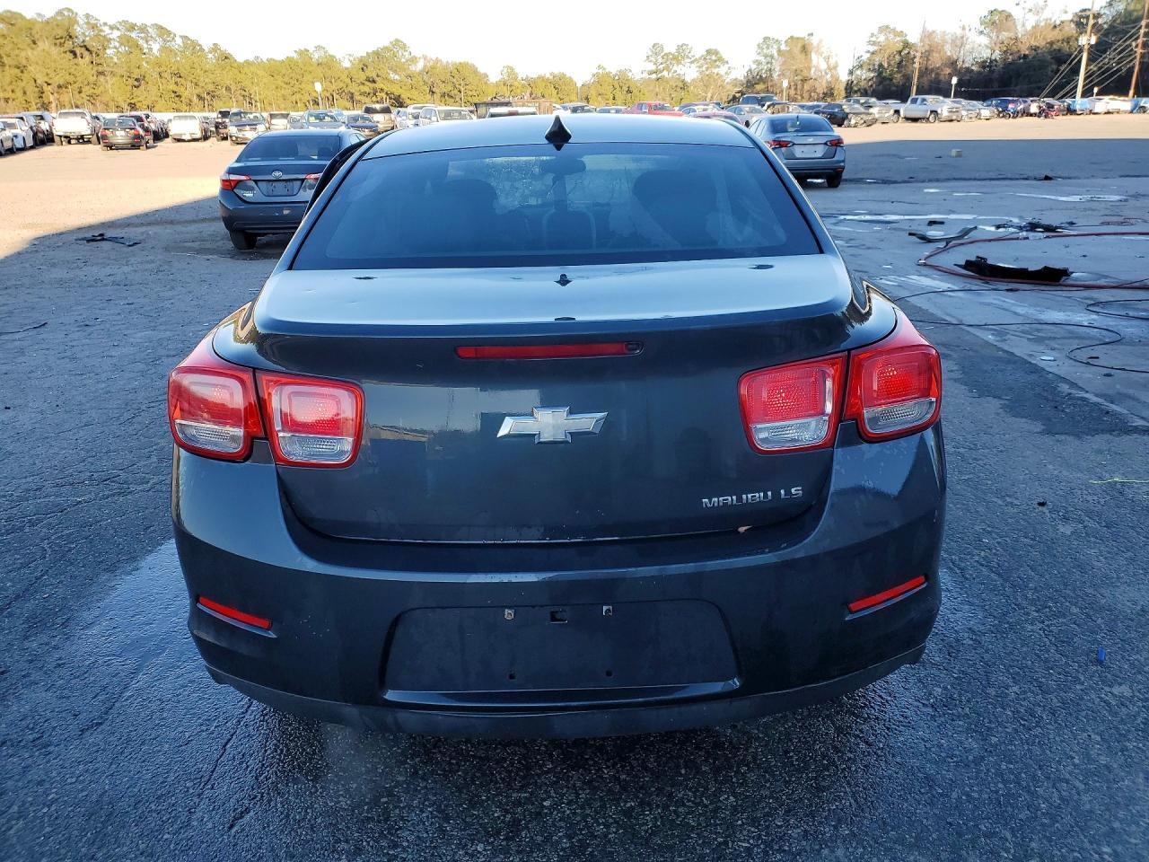 2014 Chevrolet Malibu Ls - zdjęcie 6