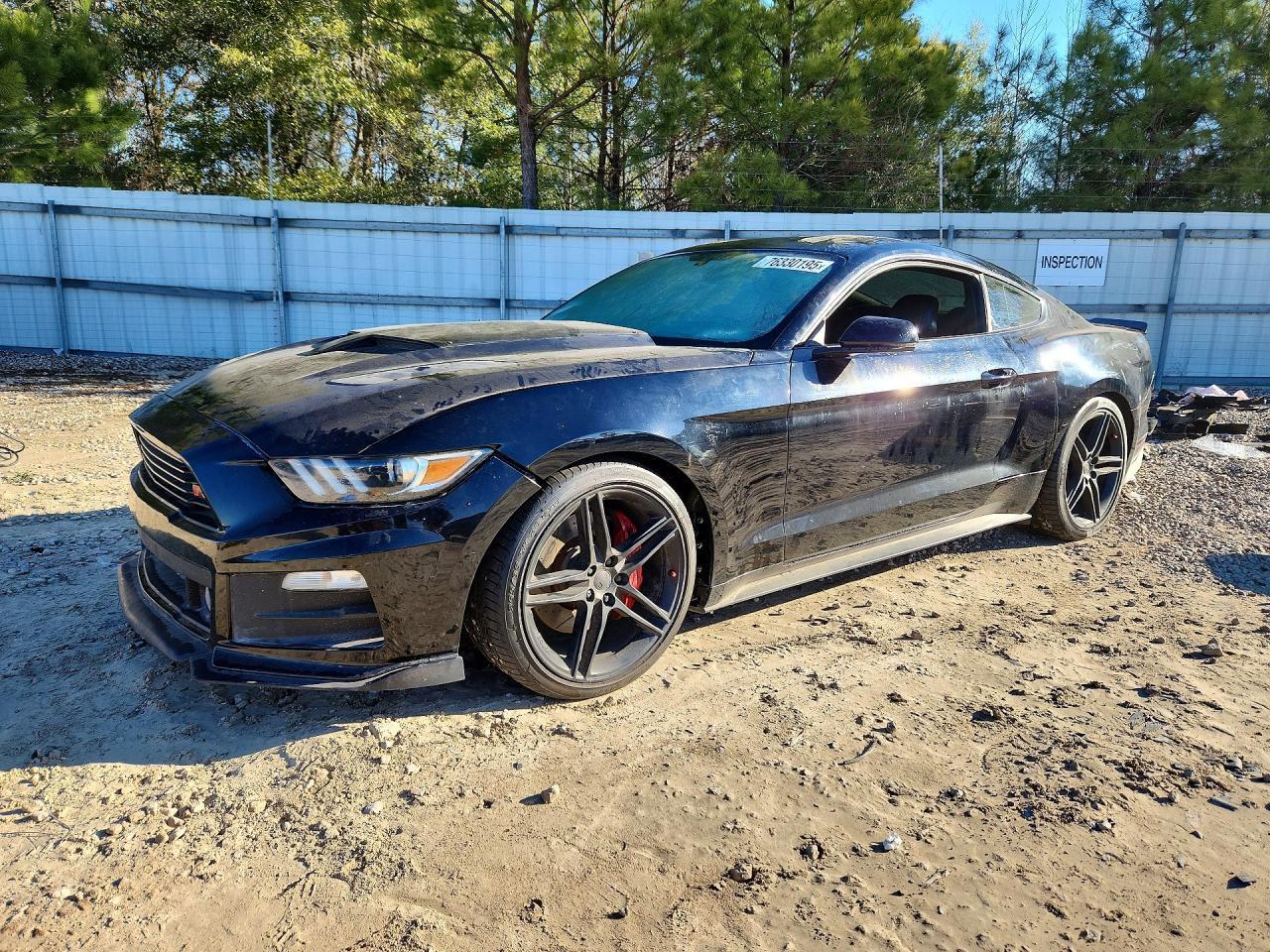 2016 Ford Mustang - zdjęcie główne