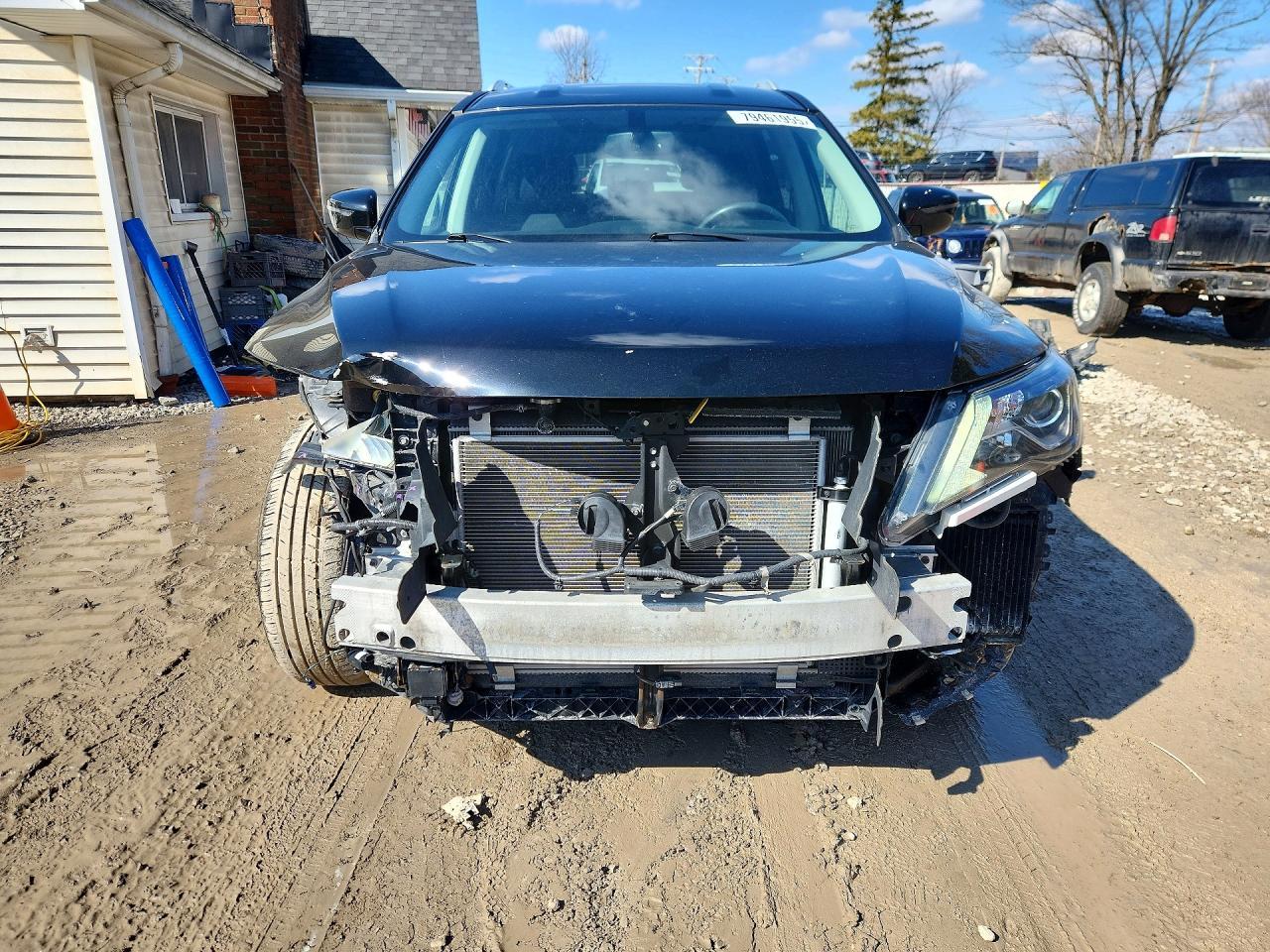 2018 Nissan Pathfinder Sv - zdjęcie 5