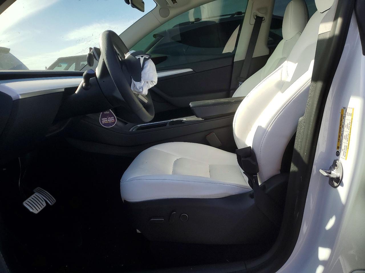 2023 Tesla Model Y - zdjęcie 7