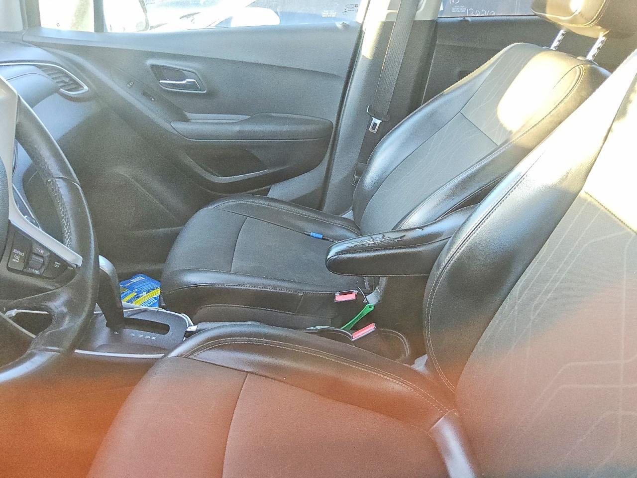 2019 Chevrolet Trax 1Lt - zdjęcie 13