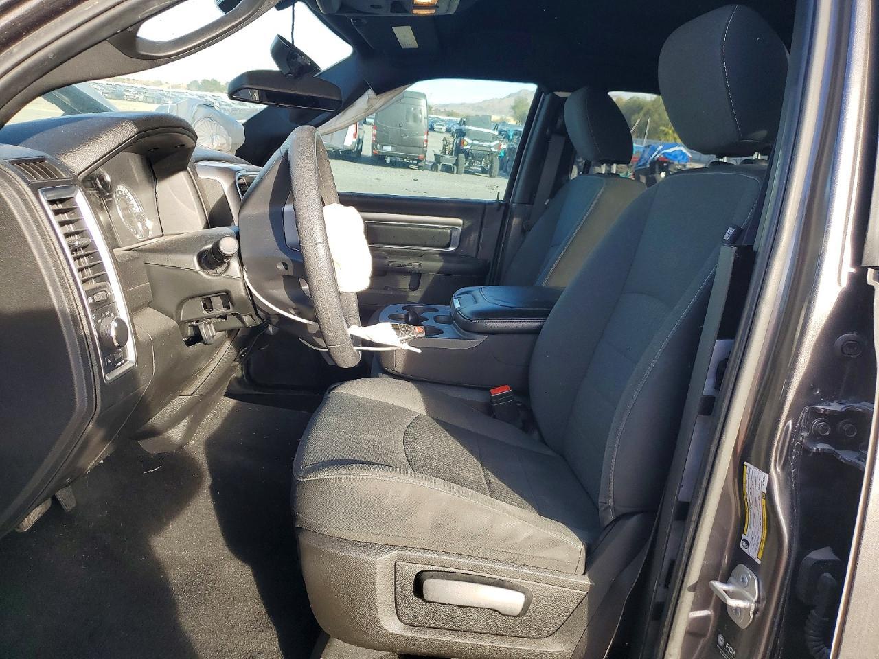 2021 Ram 1500 Classic Slt - zdjęcie 7