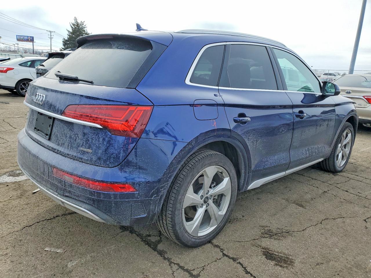 2021 Audi Q5 Premium Plus - zdjęcie 3