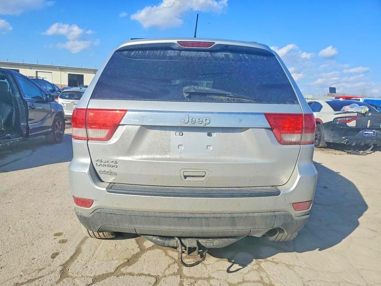 2013 Jeep Grand Cherokee Laredo - zdjęcie 6