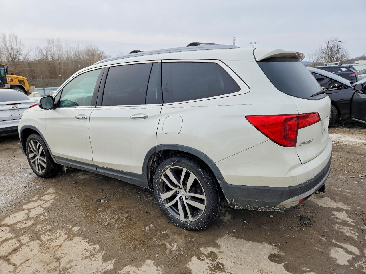 2017 Honda Pilot Touring - zdjęcie 2