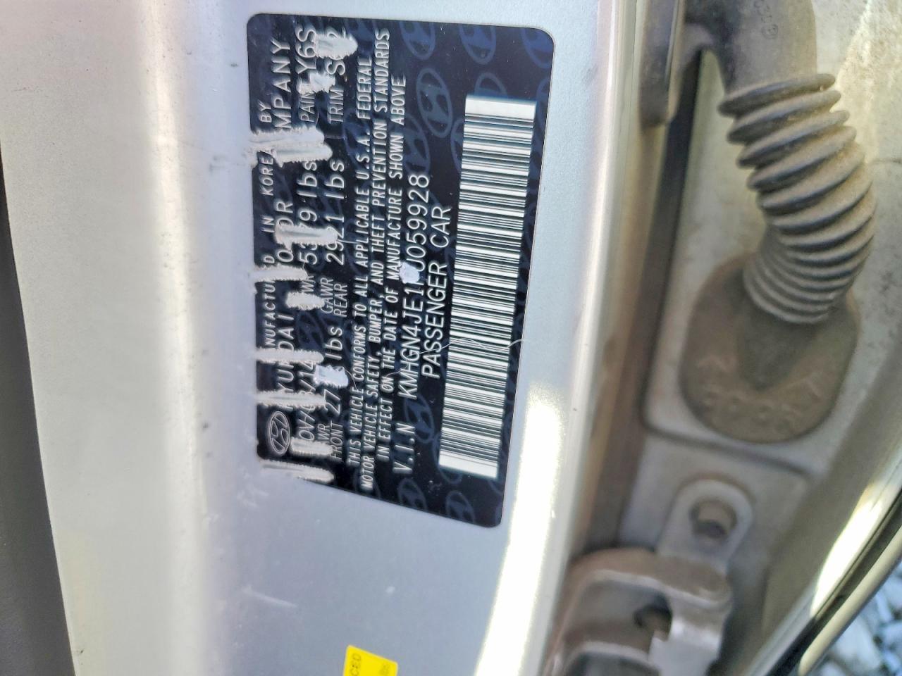 2015 Hyundai Genesis 3.8L - zdjęcie 12