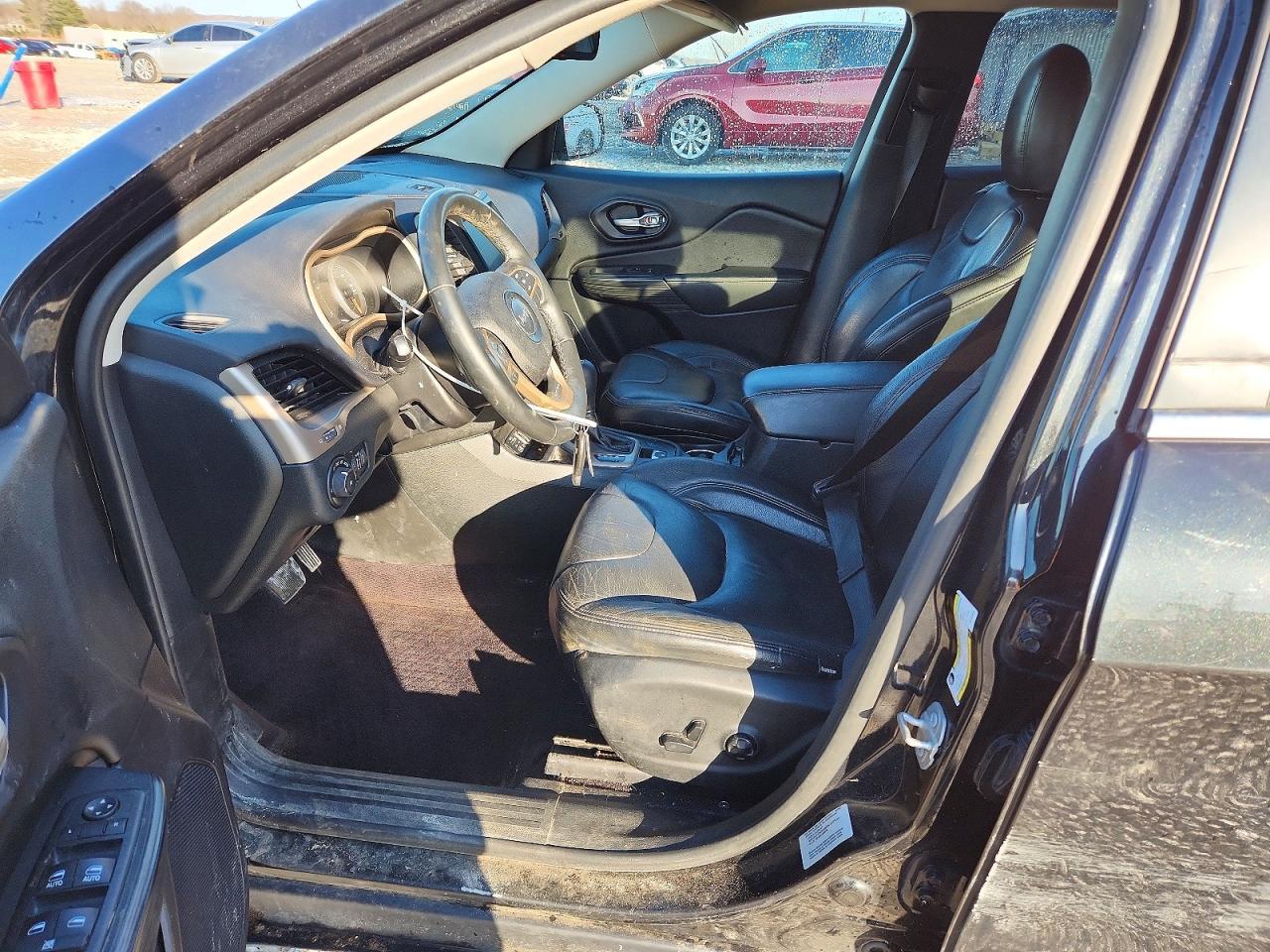 2016 Jeep Cherokee Latitude - zdjęcie 7