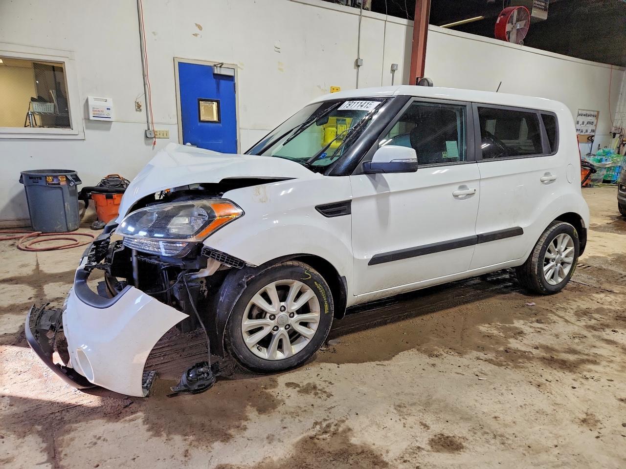 2013 Kia Soul + - zdjęcie główne