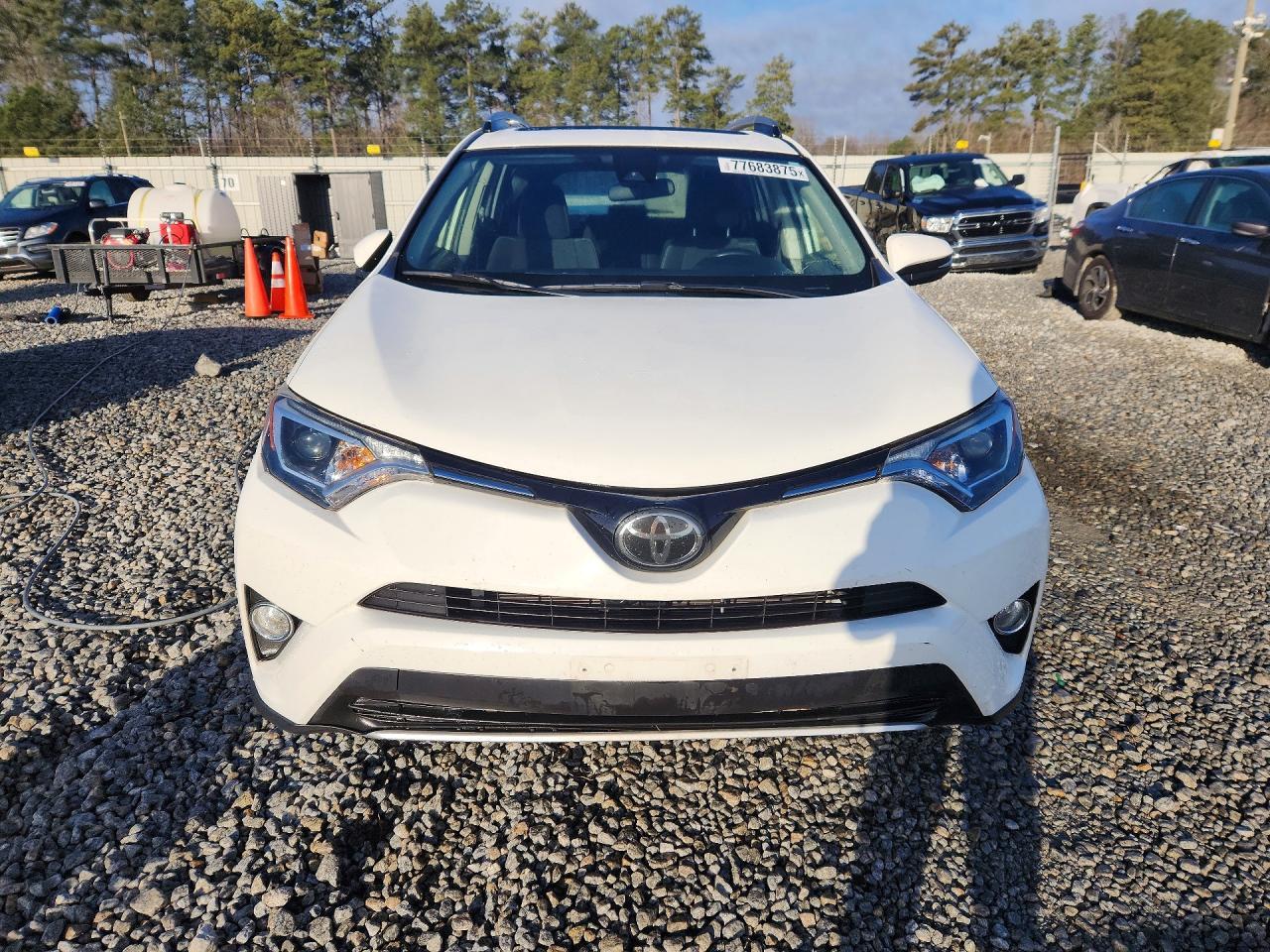 2017 Toyota Rav4 Xle - zdjęcie 5