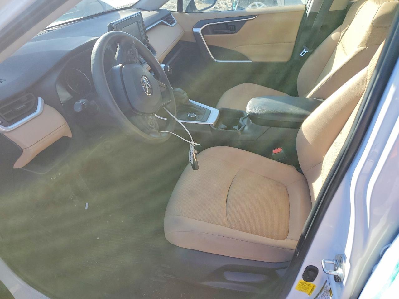 2021 Toyota Rav4 Hybrid Le - zdjęcie 7