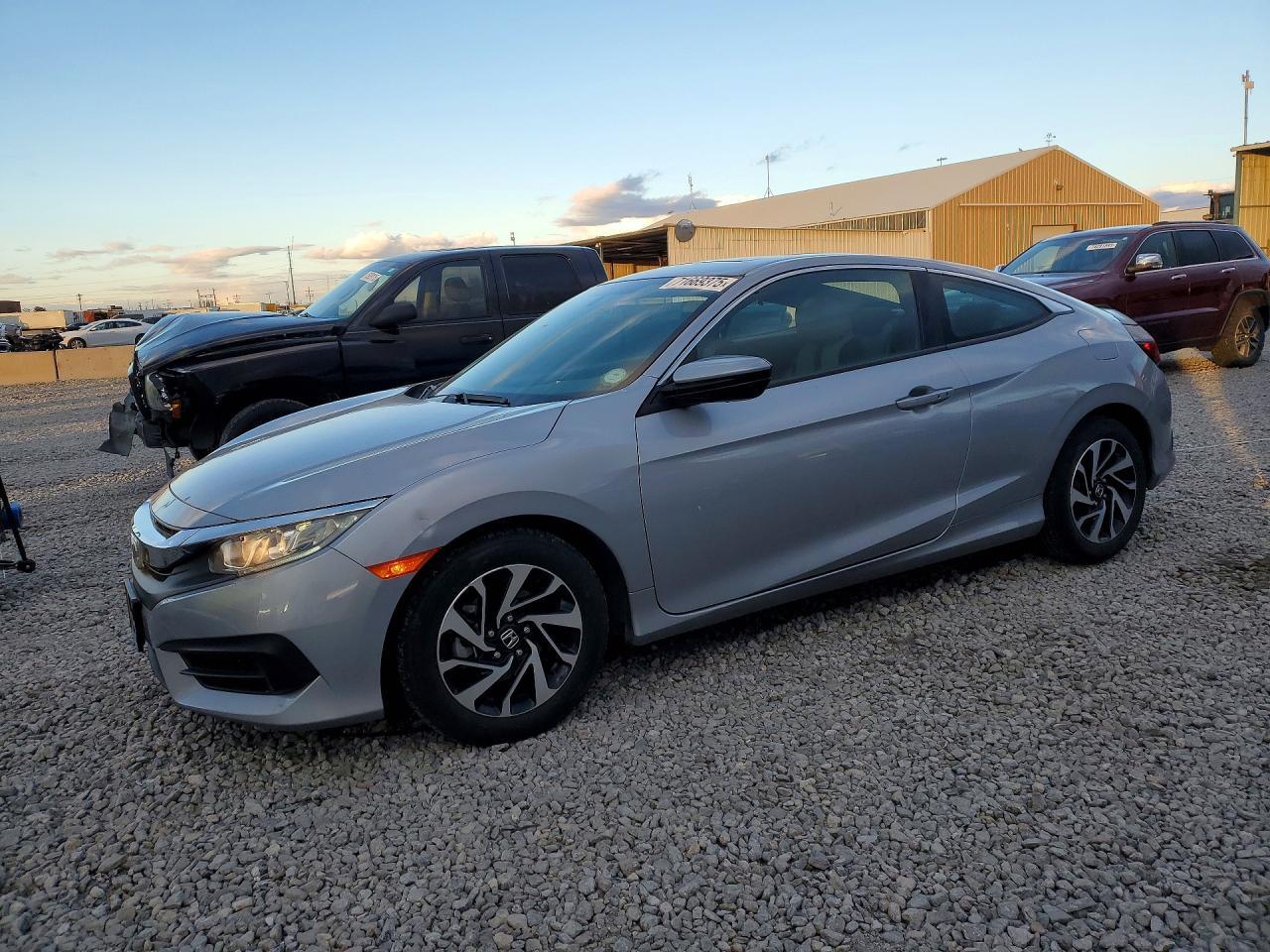 2017 Honda Civic Lx - zdjęcie główne