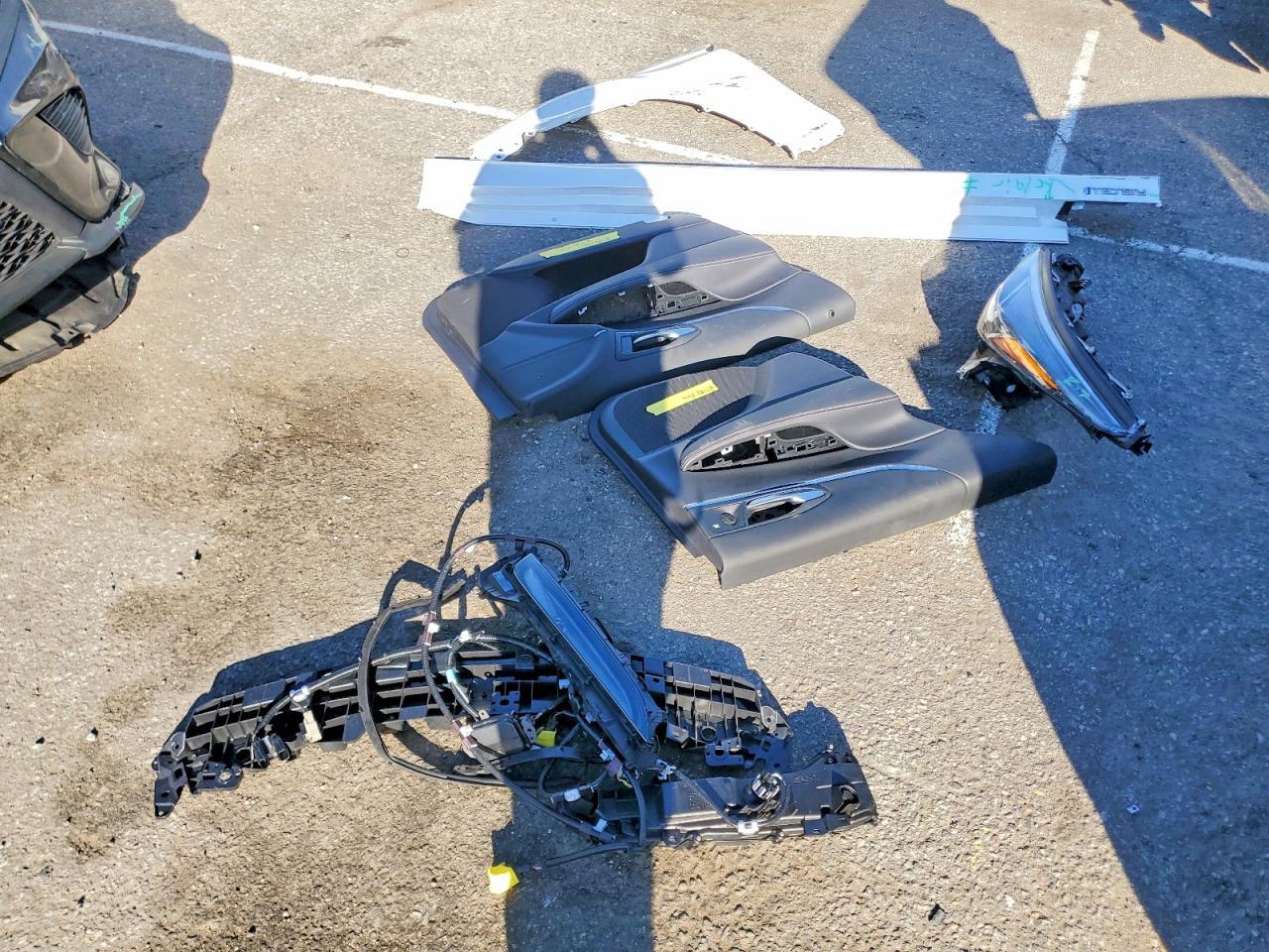 2023 Toyota Mirai Xle - zdjęcie 12