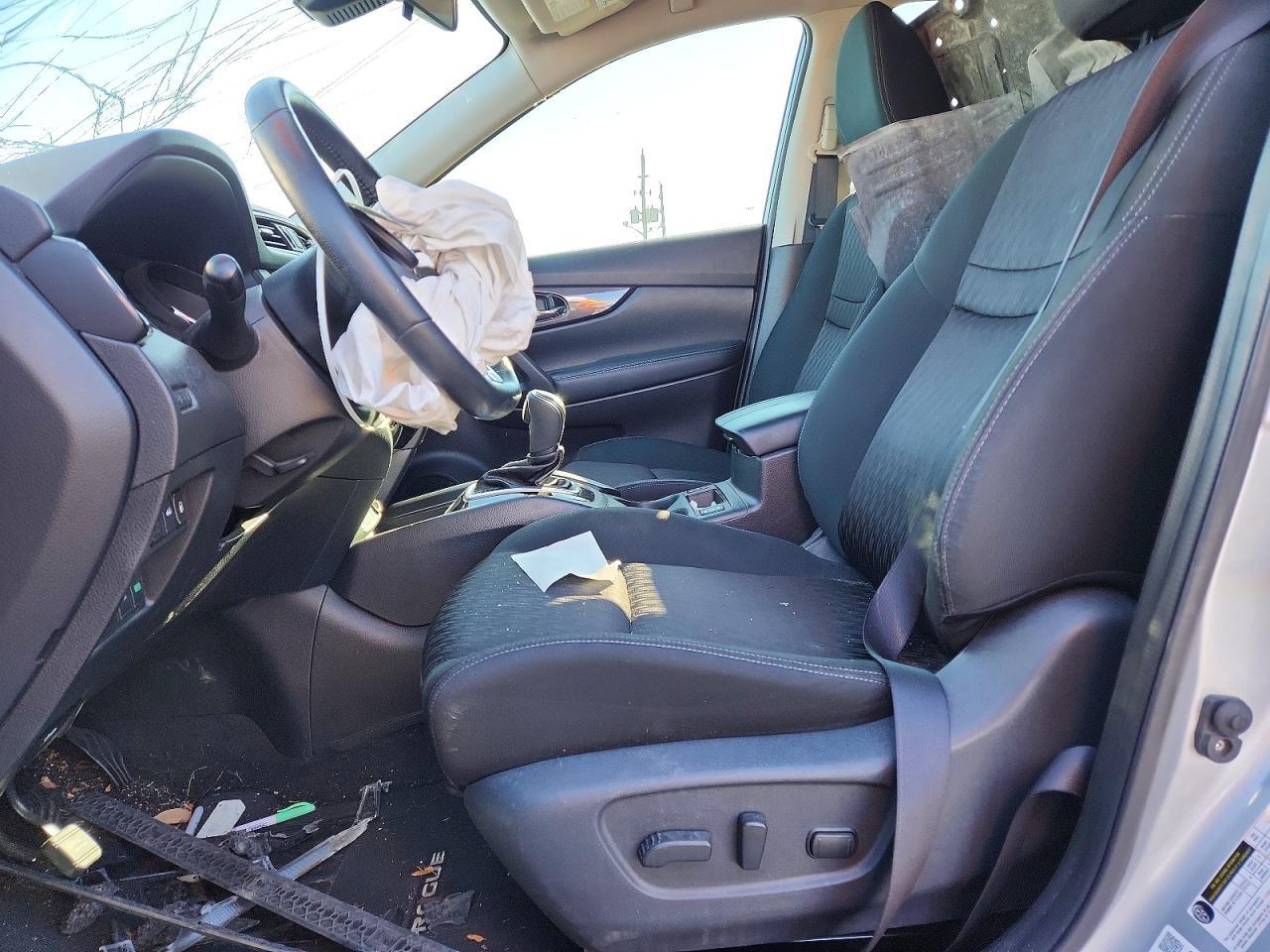 2020 Nissan Rogue Sv - zdjęcie 7