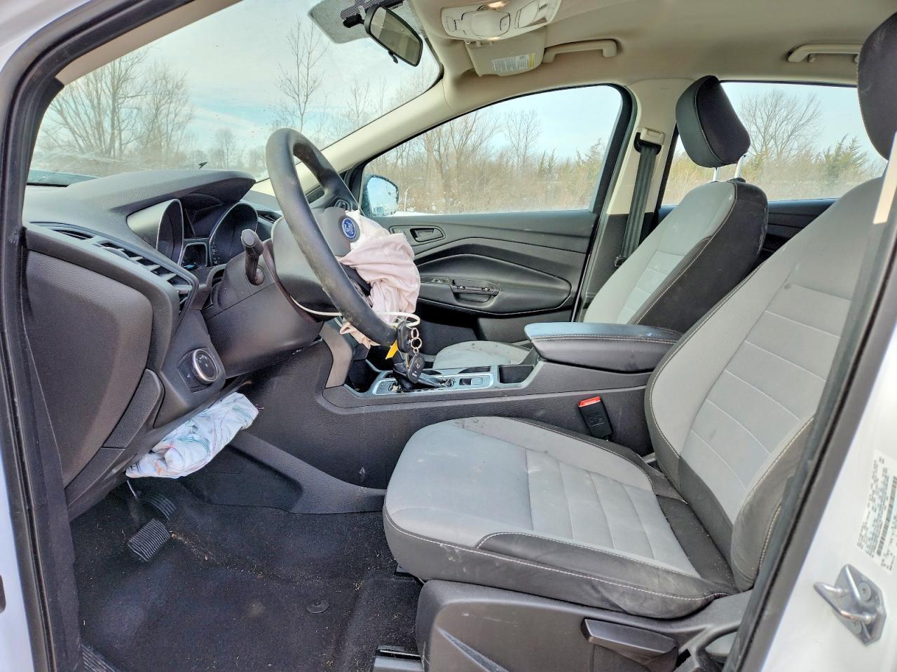 2018 Ford Escape S - zdjęcie 7