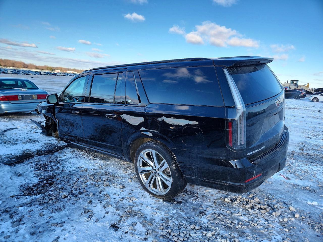 2025 Cadillac Escalade - zdjęcie 2