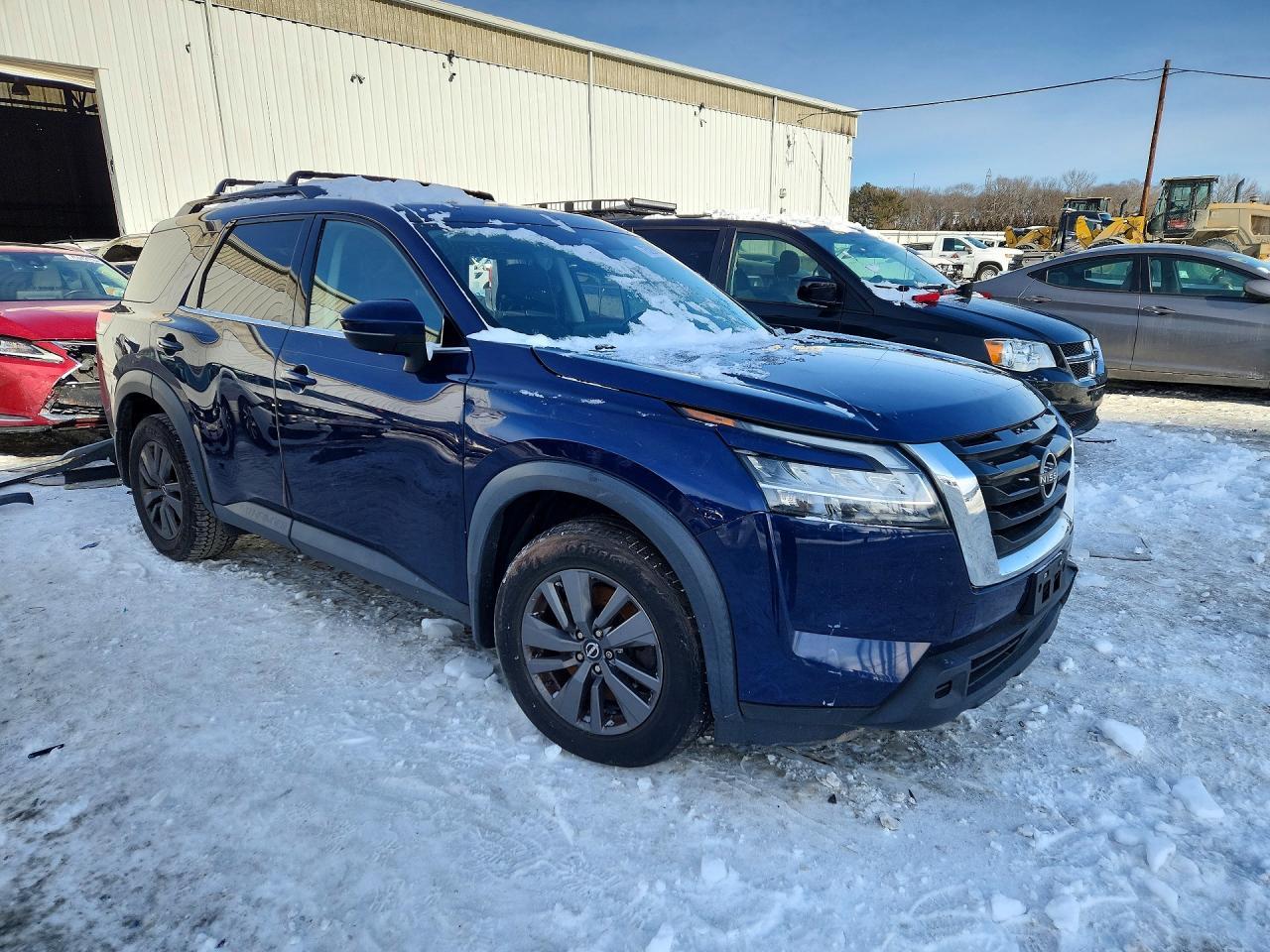 2022 Nissan Pathfinder Sv - zdjęcie 4
