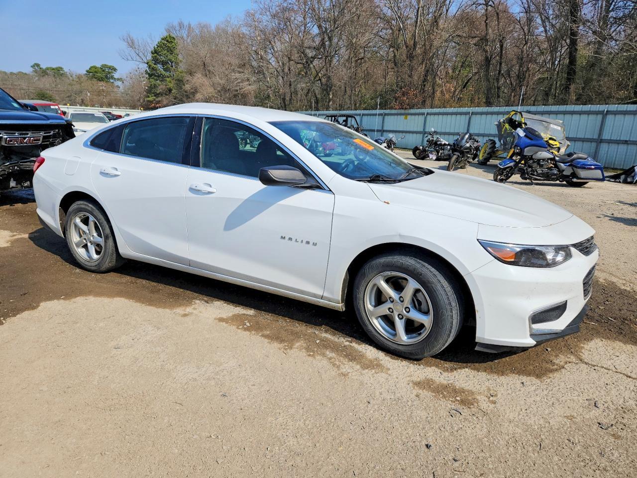 2018 Chevrolet Malibu Ls - zdjęcie 4