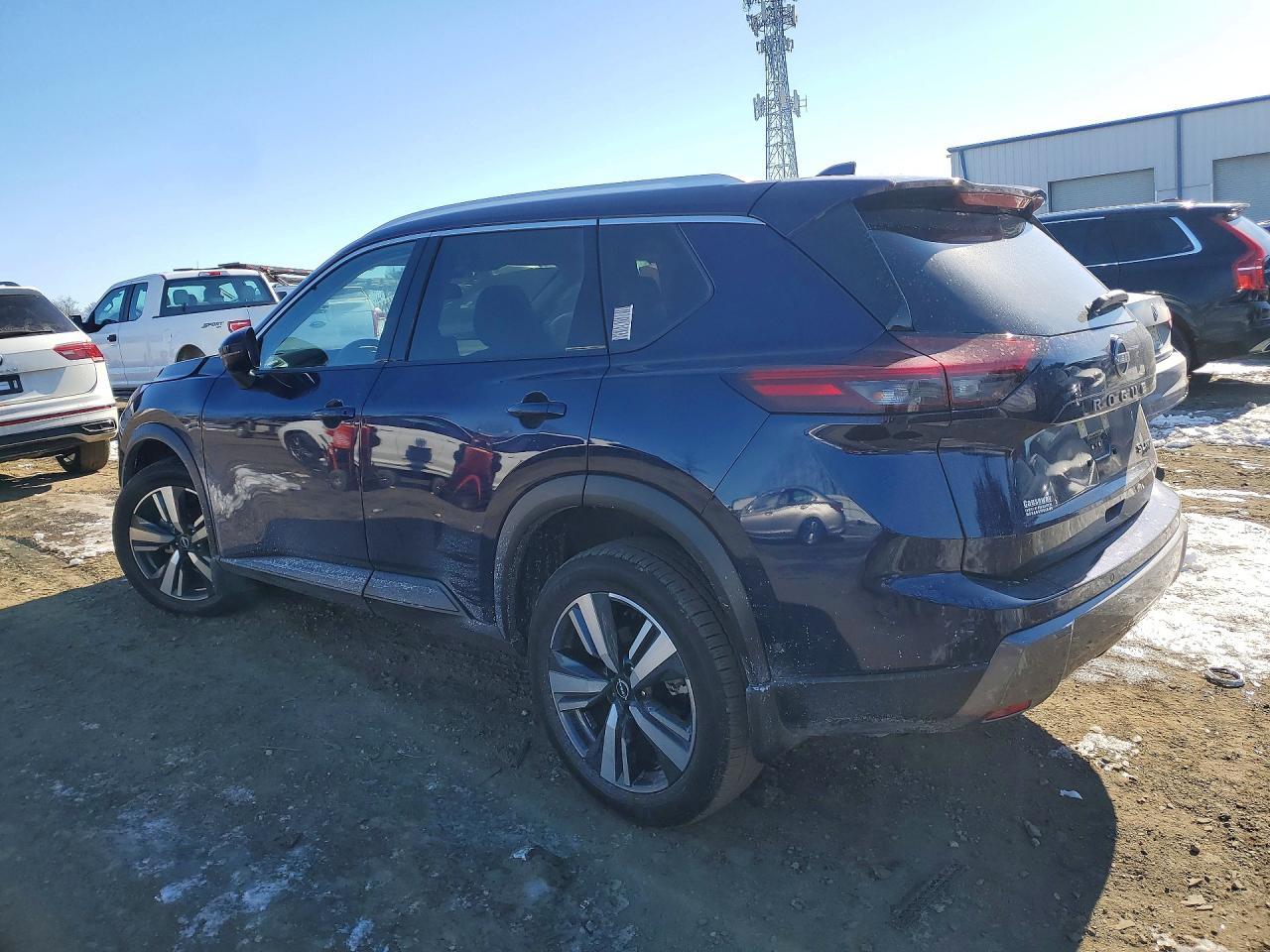 2024 Nissan Rogue Sl - zdjęcie 2