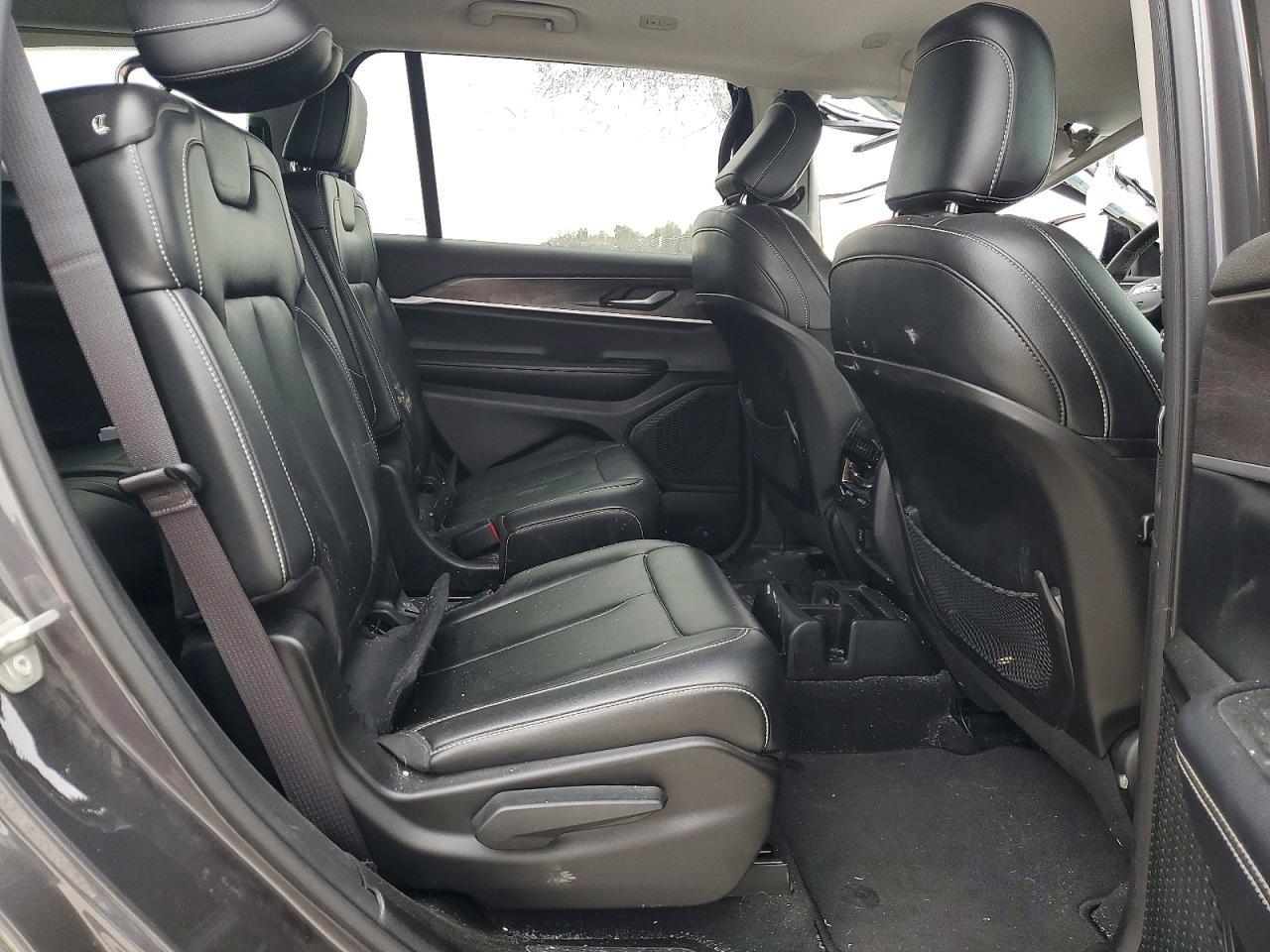 2023 Jeep Grand Cherokee L Limited - zdjęcie 11