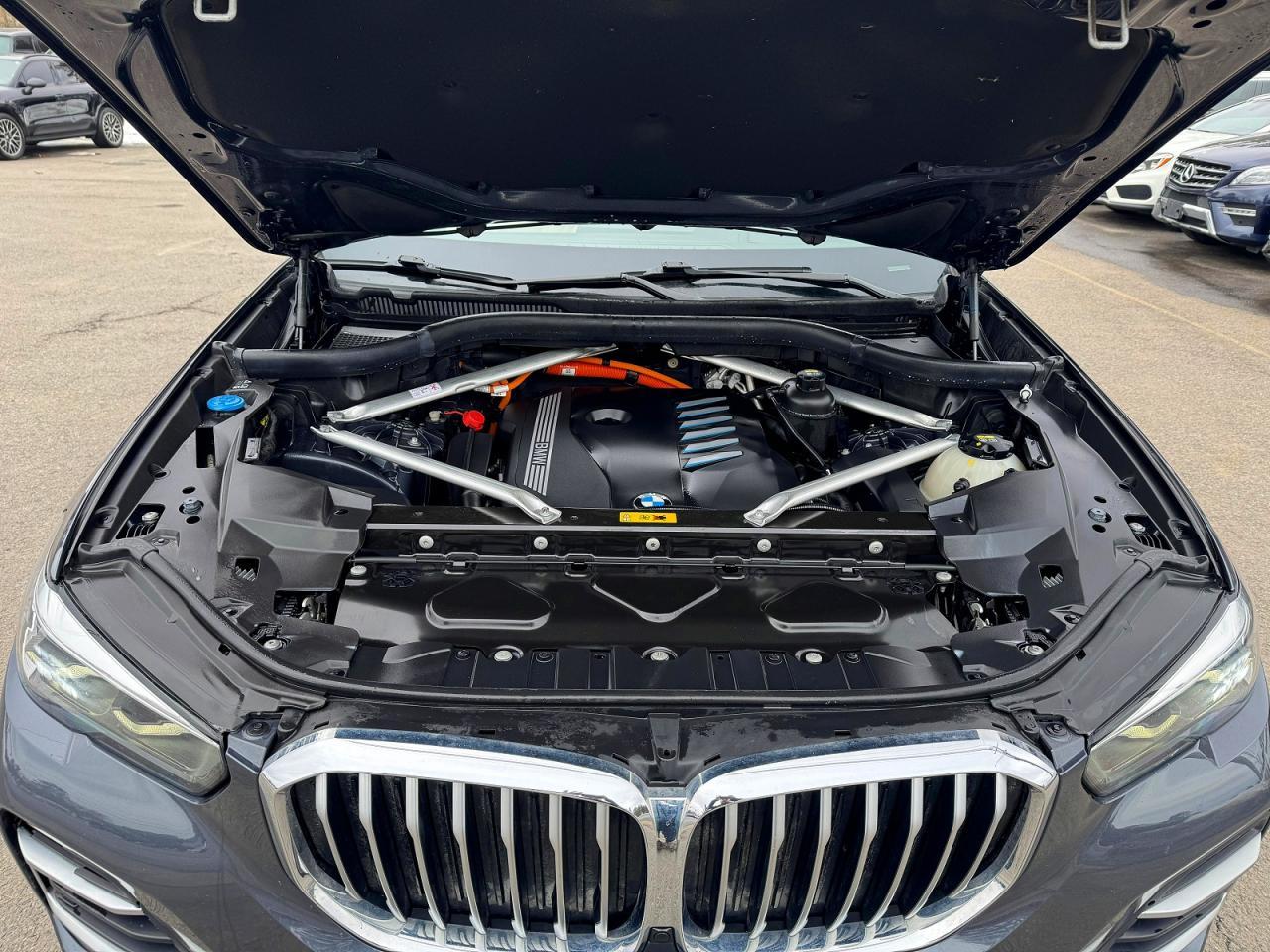 2021 BMW X5 xDrive45E - zdjęcie 8