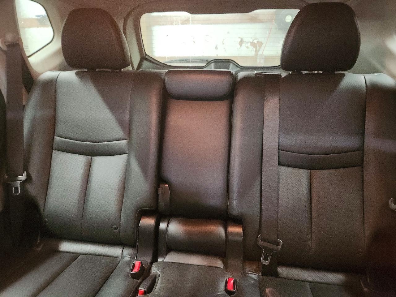 2014 Nissan Rogue S - zdjęcie 10